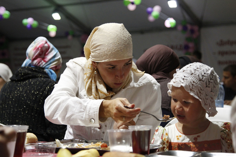 Vice-President of the Heydar Aliyev Foundation Leyla Aliyeva hosts iftar in Moscow (PHOTO)